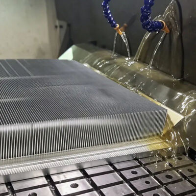 Extruded Small Aluminum Heat Sink CNC Machined Skived Fin Heat Sink for Electronic Chip Cooling