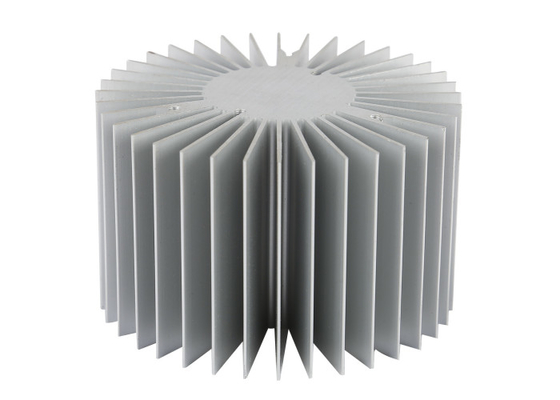 Mức độ nhẹ Extrusion Aluminium Heatsink Profiles Bụi cát để tăng độ bền