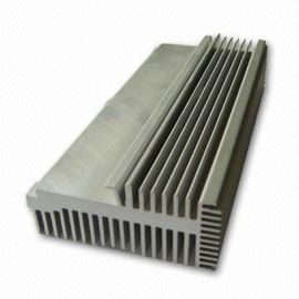 Rõ ràng 6063-T5 nhôm tản nhiệt đùn hồ sơ với khai thác / dập