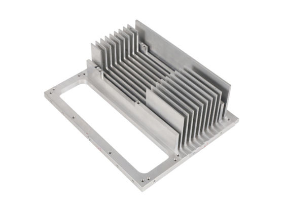 Hồ sơ đùn tản nhiệt nhôm 6061 cho máy làm mát nước / Bộ tản nhiệt điện / Công nghiệp tự động