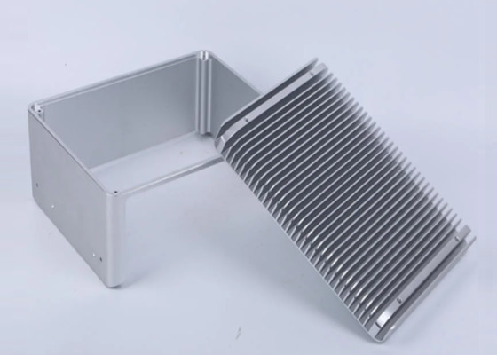 6061 Hồ sơ đùn tản nhiệt oxit dẫn điện cho máy tính công nghiệp